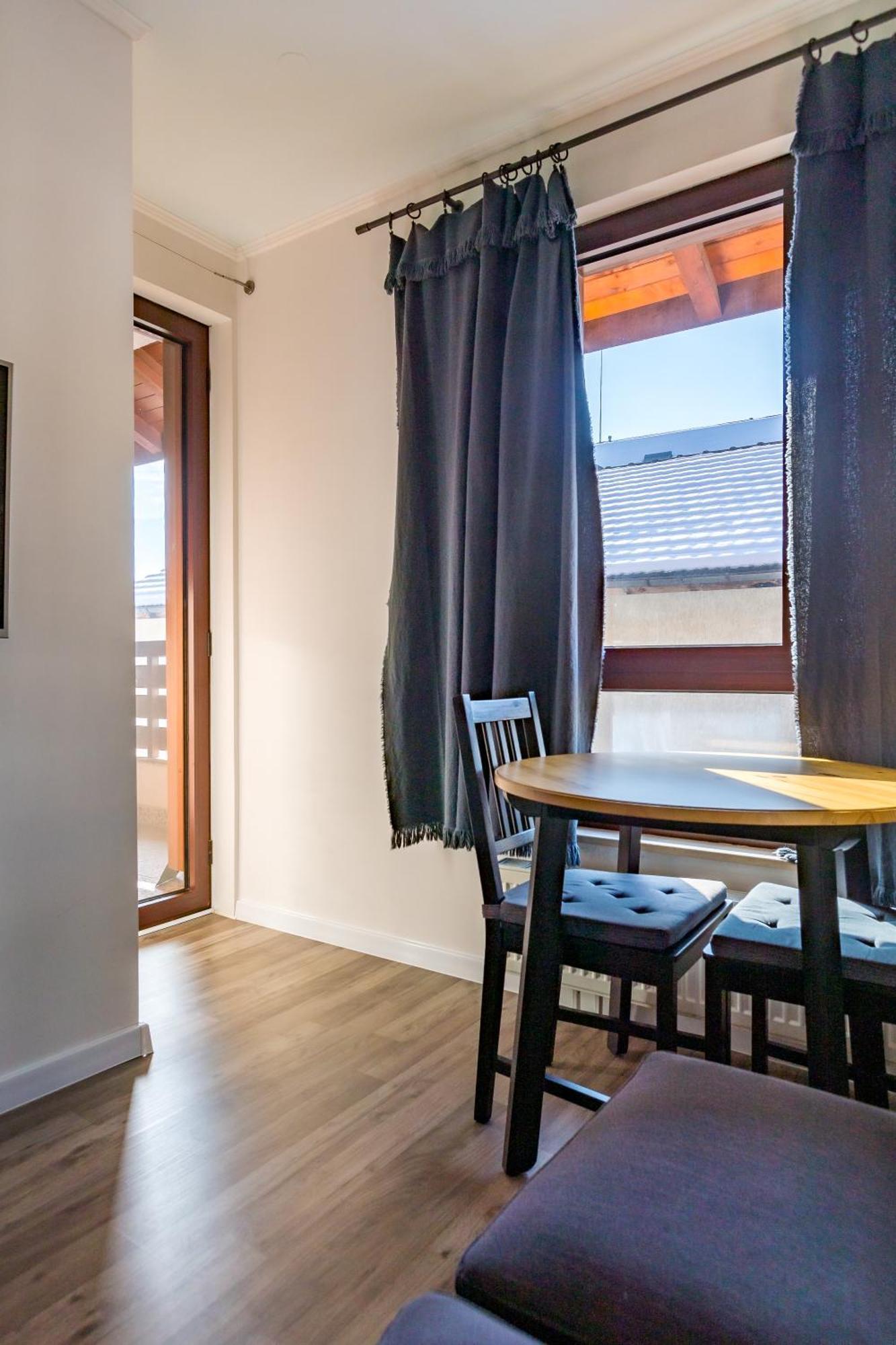 Refurbished Studios, Mountain View Balconies, Minutes From Gondola Bansko Exterior foto