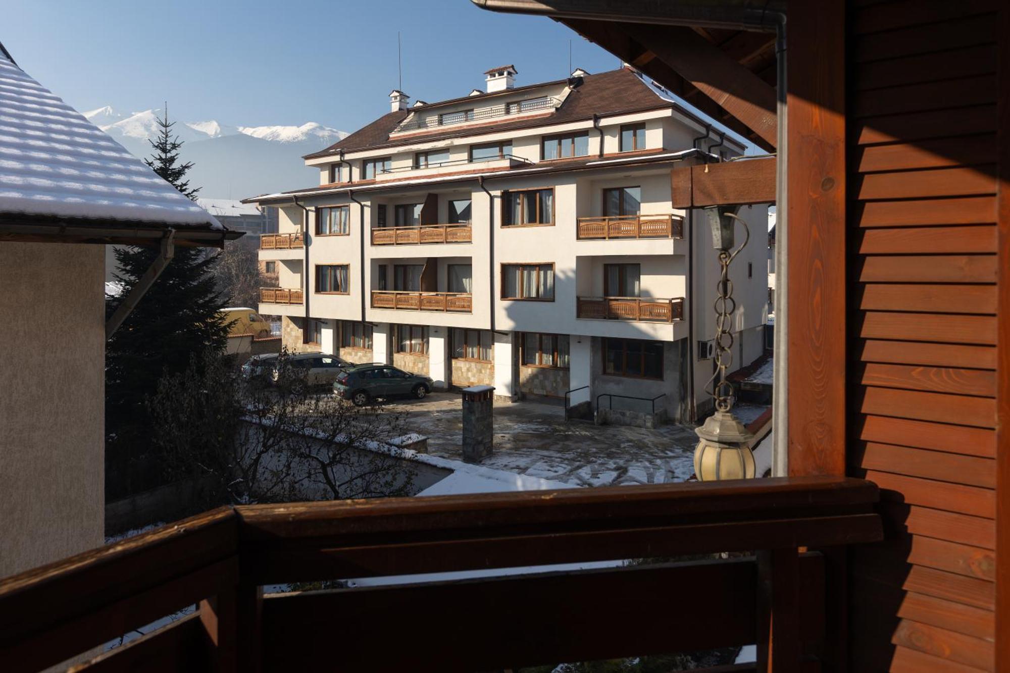 Refurbished Studios, Mountain View Balconies, Minutes From Gondola Bansko Exterior foto